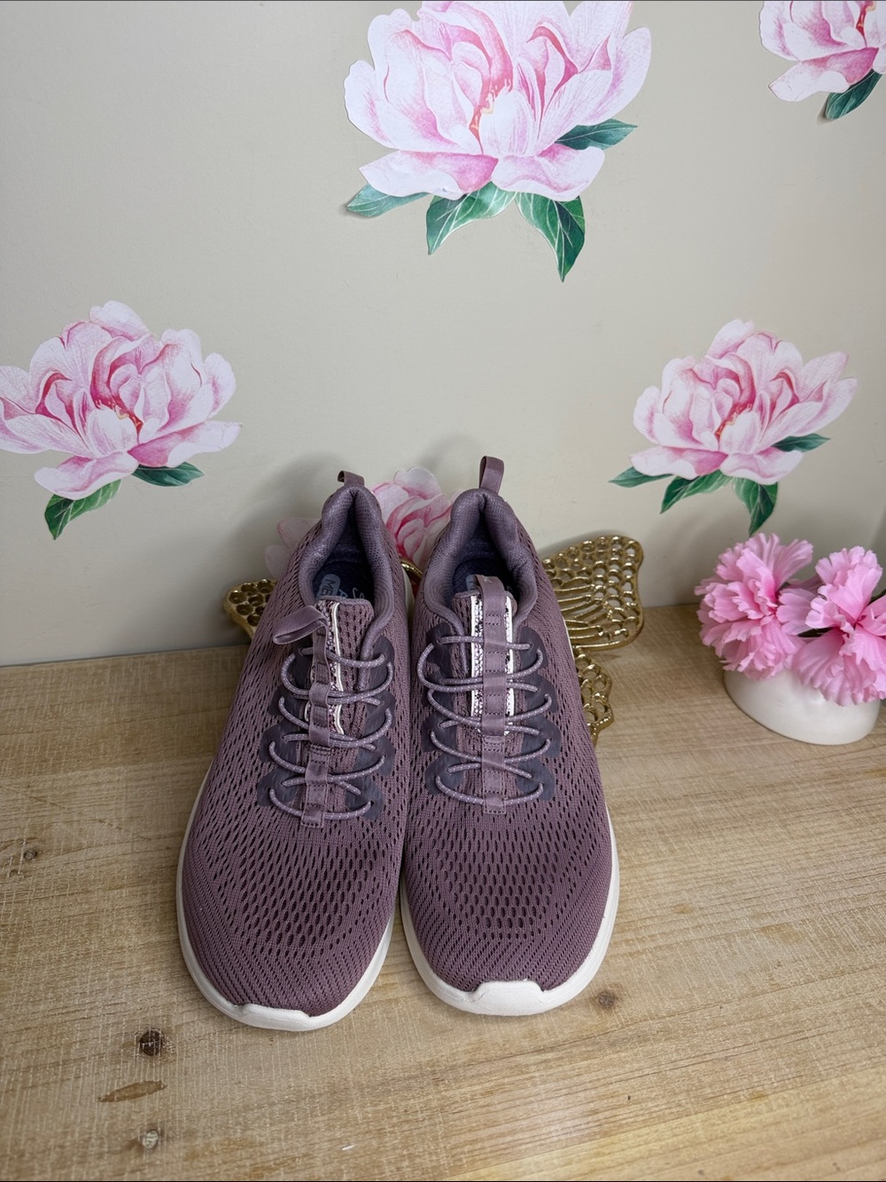Skechers Women’s Mauve Mesh Lace-Up Athletic Sneakers